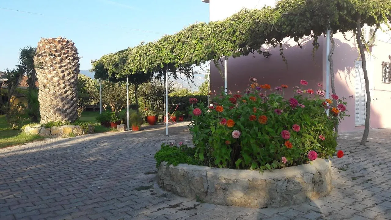 Jerry Apartments Svoronata